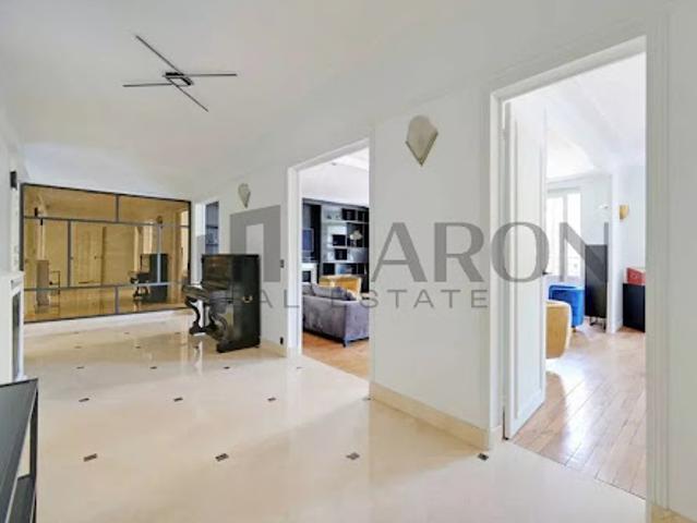 Location Appartement 6 pièces 183 m2 Paris 17ème