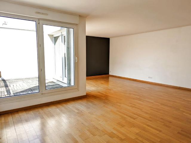Location Appartement 6 pièces 187m² REIMS 51100