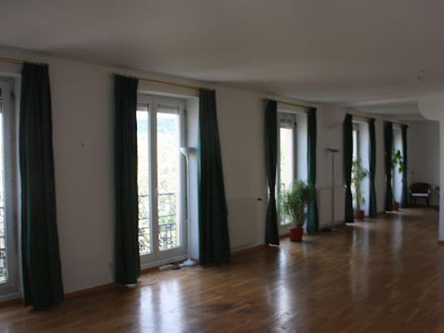 Location Appartement 6 pièces 197 m2 Saint Etienne
