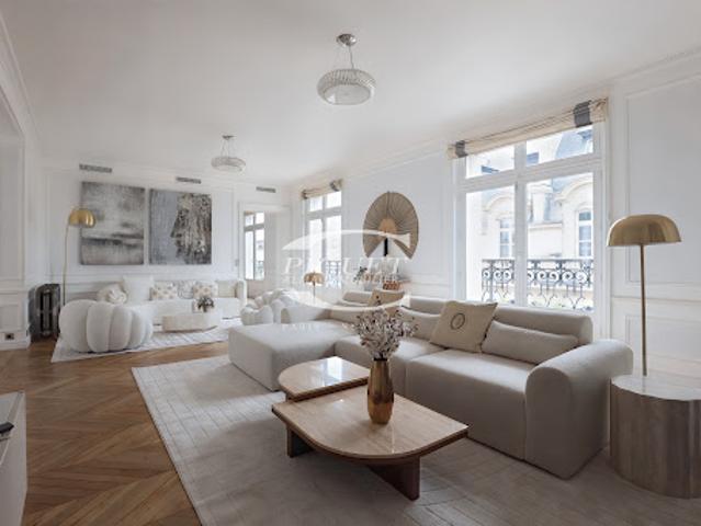 Location Appartement 6 pièces 230 m2 Paris 8ème