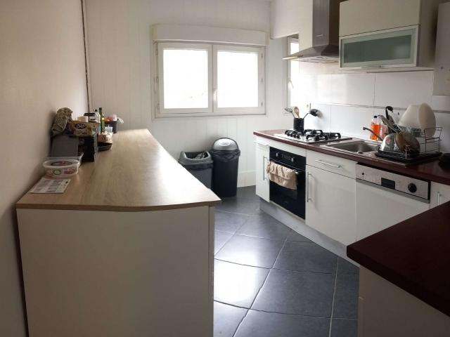 Location appartement 6 pièces Quimper Kermoysan Kergestin 29