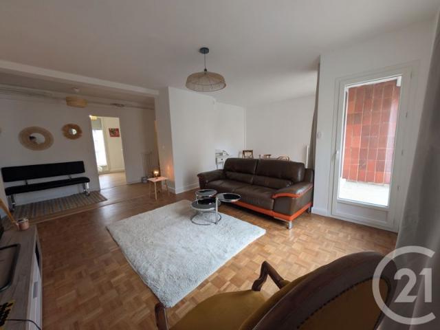 Location Appartement 71 m² à Beauvais 1 000 ¤ CC /mois