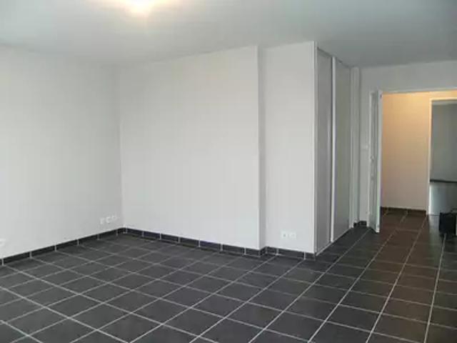 location appartement, 72.64 m² terrasse parking