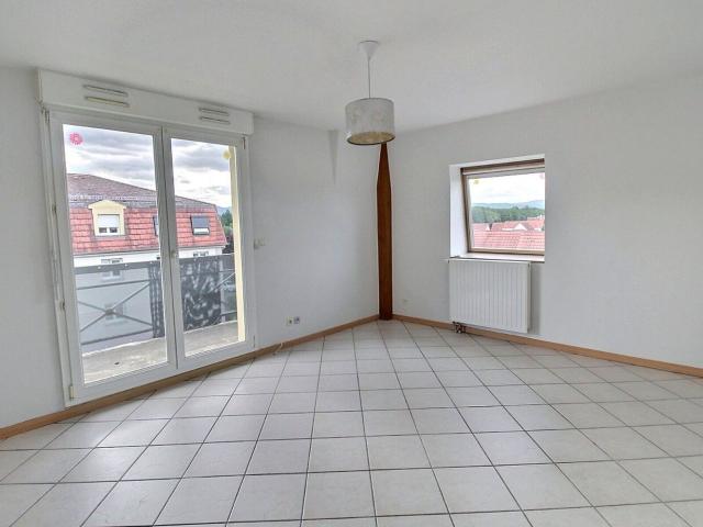 Location appartement, 77.31 m² T 4 à Horbourg Wihr, 800 €