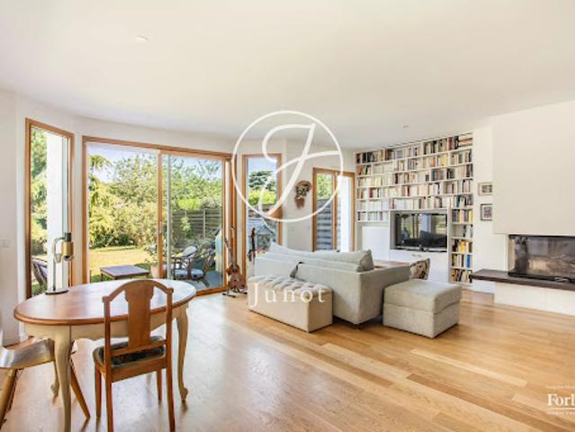 Location Maison 7 pièces 137.8 m2 Rueil Malmaison