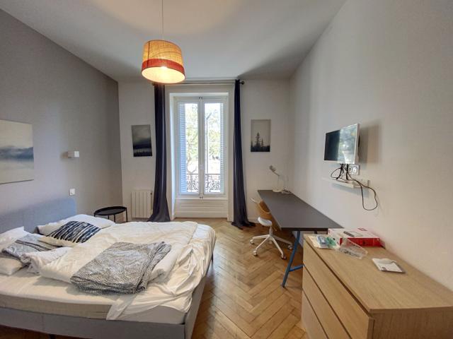 Location appartement 7 pièces, 14.00m², Lyon 02