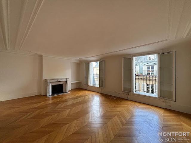 Location Appartement 7 pièces 163.51 m2 Paris 7ème