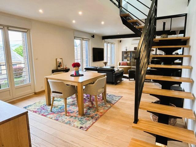 Location Appartement 7 pièces 184 m2 à Saint Saulve
