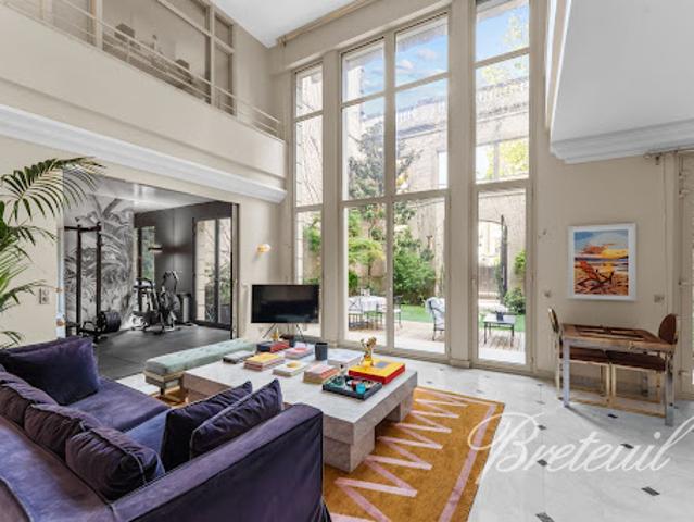 Location Appartement 7 pièces 240 m2 Paris 16ème