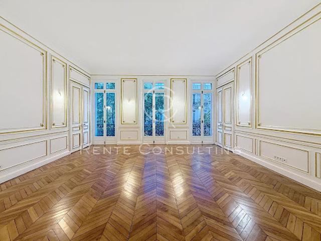 Location Appartement 7 pièces 250 m2 Paris 16ème