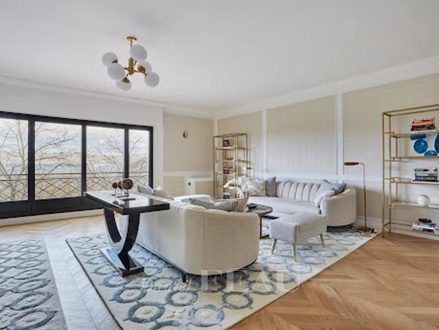Location Appartement 7 pièces 261.82 m2 Paris 7ème