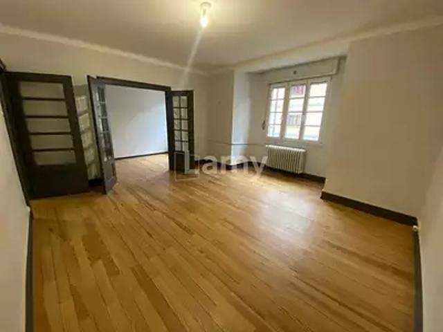 location appartement, 83.51 m²