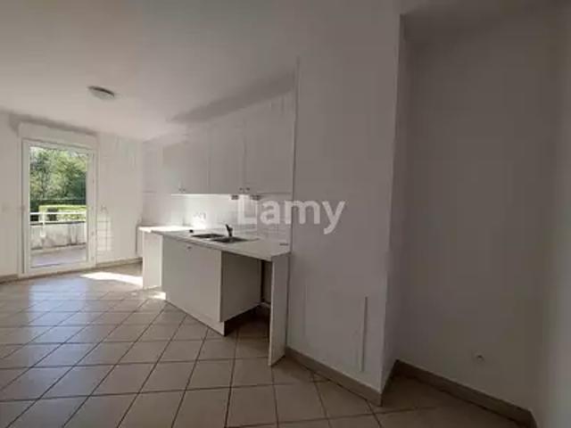 location appartement, 87.44 m² terrasse parking