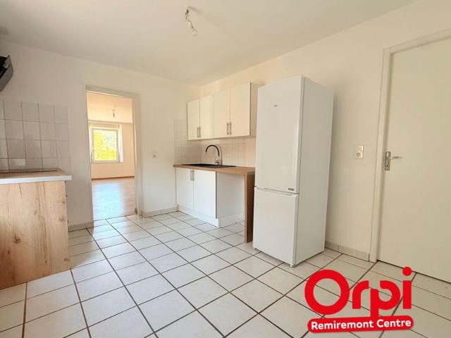 Location appartement, 87 m² T 3 à Raon aux Bois, 590 €