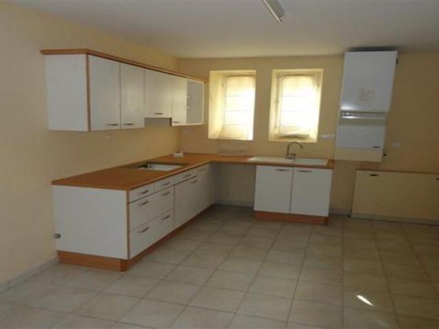 Location Appartement 85400, LUCON france