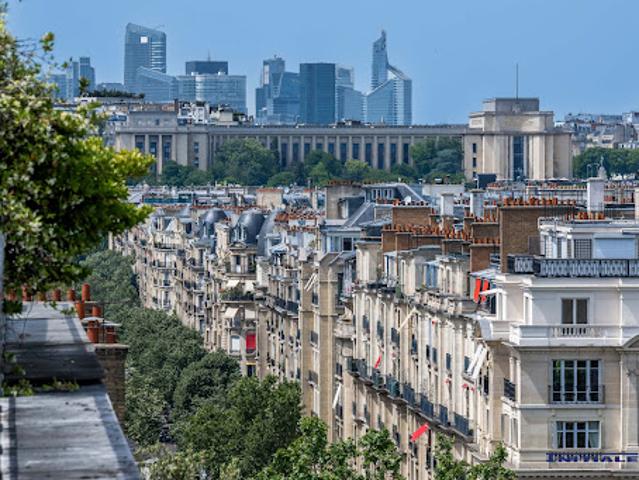 Location Appartement 8 pièces 200 m2 Paris 15ème