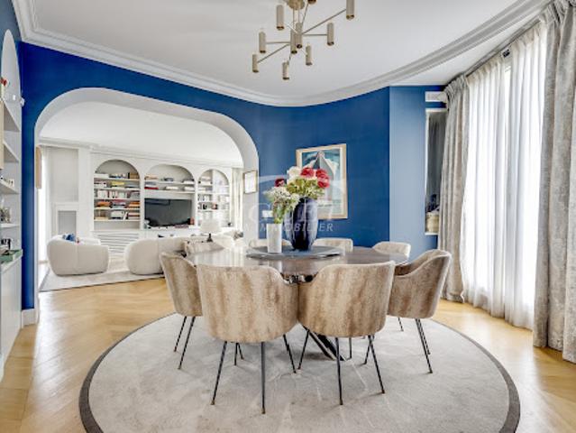 Location Appartement 8 pièces 250 m2 Paris 16ème