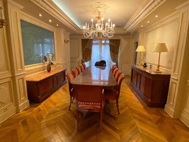 Location Appartement 9 pièces 350 m2 Paris 8ème