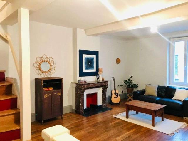 Location appartement 9 pièces Saint Genis Laval 69