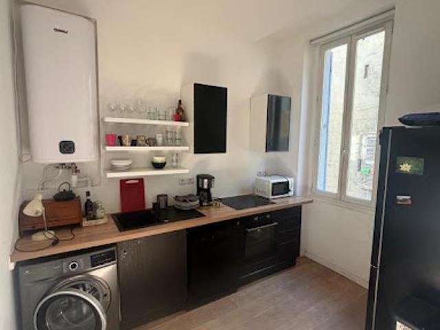 Location Appartement 0 pièces 56 m2 Marseille 1er