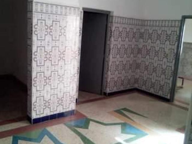 Location appartement 100 m² à Rabat