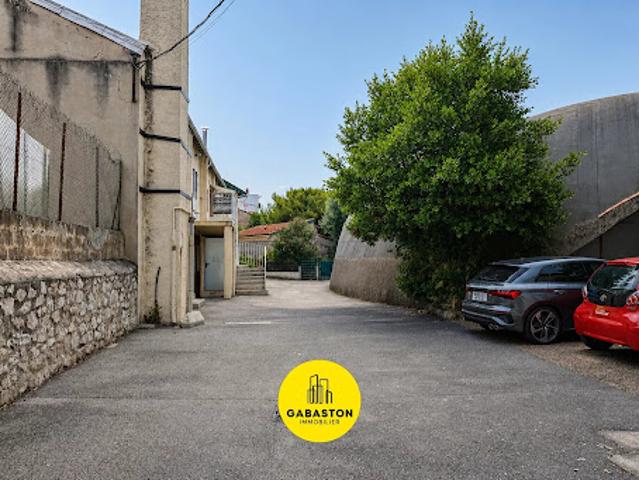Location Appartement 10 pièces 1330 m2 Marseille 10ème