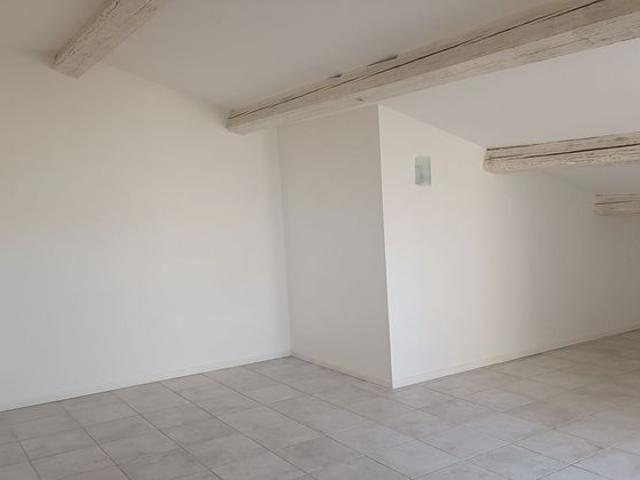 Location Appartement 11100, NARBONNE france