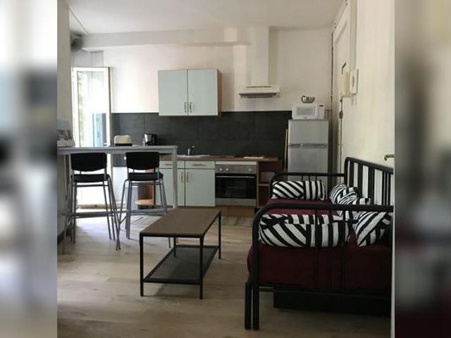 Location Appartement 11100, NARBONNE france