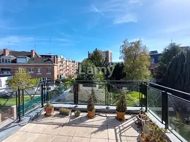 location appartement, 120.0 m² terrasse