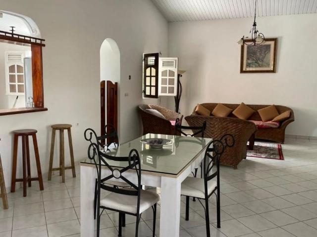 Location Appartement 120m² 4 pièces Fort de france