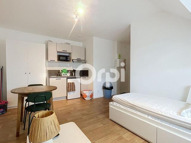 Location appartement, 17.97 m² T 1 à Creil, 565 €