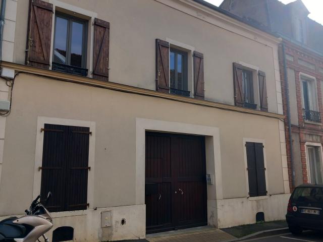Location appartement, 16.66 m² T 1 à Deuil la Barre, 454 €