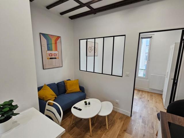 Location appartement, 18.85 m² T 2 à Vincennes, 1 003 €