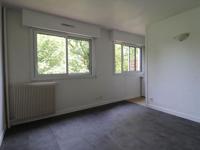 Location appartement, 19.7 m² T 1 à Juvisy sur Orge, 620 €