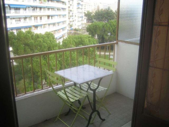 Location appartement 1 pièce Marseille 4e 13
