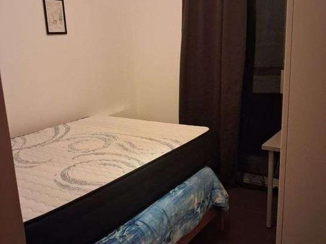 Location appartement 1 pièce Marseille 5e 13