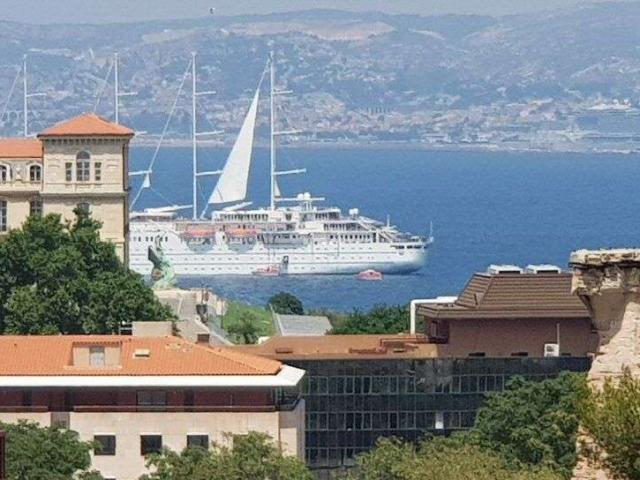 Location appartement 1 pièce Marseille 7e 13