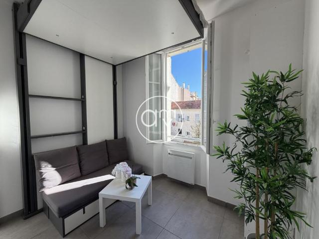 Location Appartement 1 pièce Meublé 12m² HYERES 83400