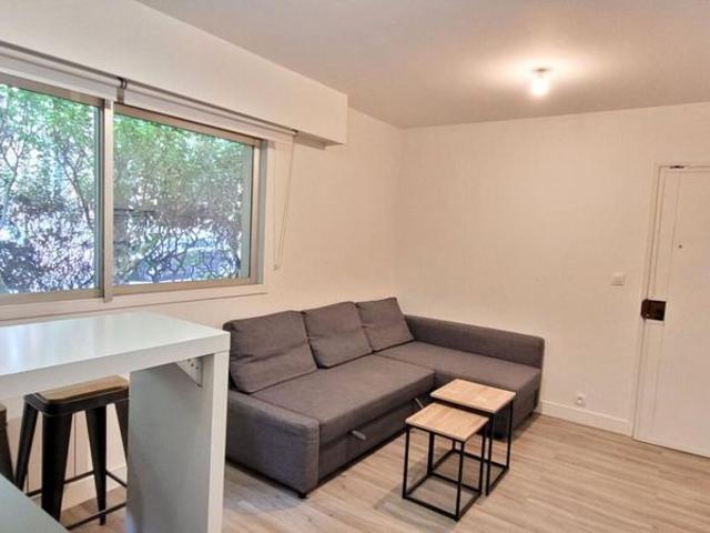 Location Appartement 1 pièce Meublé 17m² ISSY LES MOULINEAUX 92130