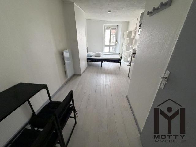 Location Appartement 1 pièce Meublé 17m² NANCY 54000