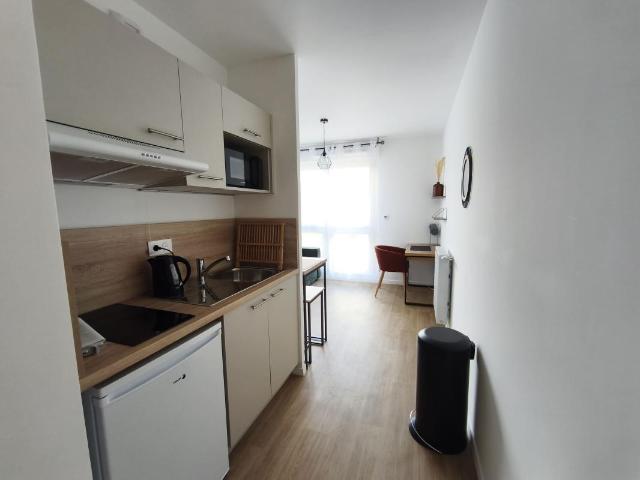 Location Appartement 1 pièce Meublé 17m² NANTES 44300