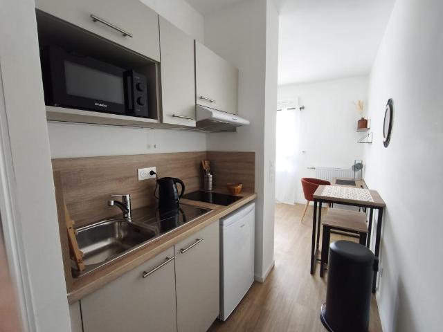Location Appartement 1 pièce Meublé 17m² NANTES 44300