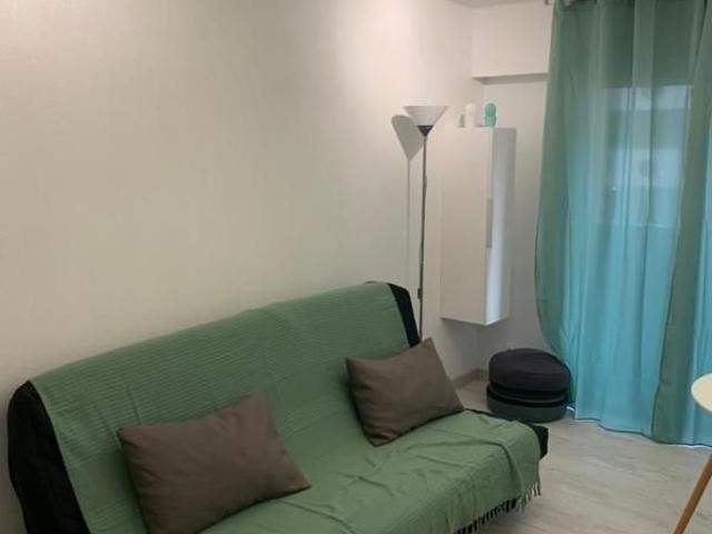 Location Appartement 1 pièce Meublé 17m² NICE 06200