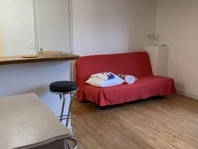 Location Appartement 1 pièce Meublé 18m² ANGERS 49100