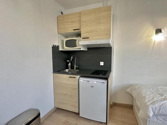 Location Appartement 1 pièce Meublé 18m² BORDEAUX 33800