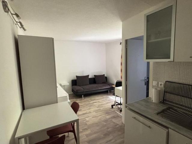 Location Appartement 1 pièce Meublé 18m² NANTES 44000