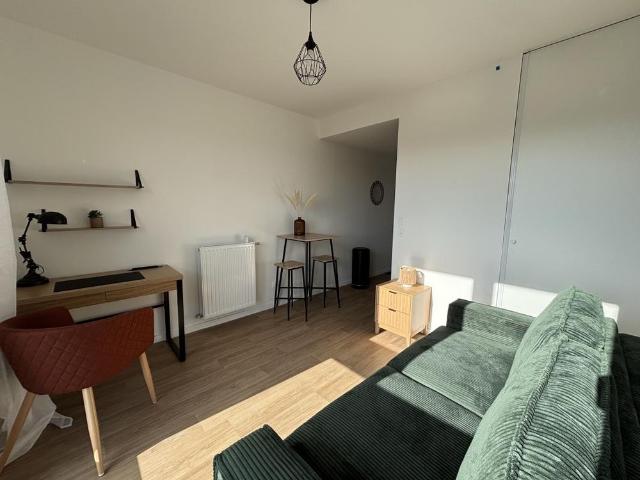 Location Appartement 1 pièce Meublé 18m² NANTES 44300