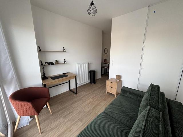 Location Appartement 1 pièce Meublé 18m² NANTES 44300
