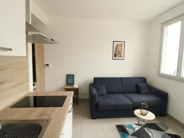 Location Appartement 1 pièce Meublé 19m² NANTES 44000