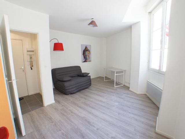 Location Appartement 1 pièce Meublé 23m² ANGERS 49100